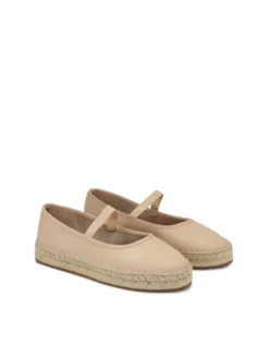 Wsuwane espadryle w pudrowym kolorze
