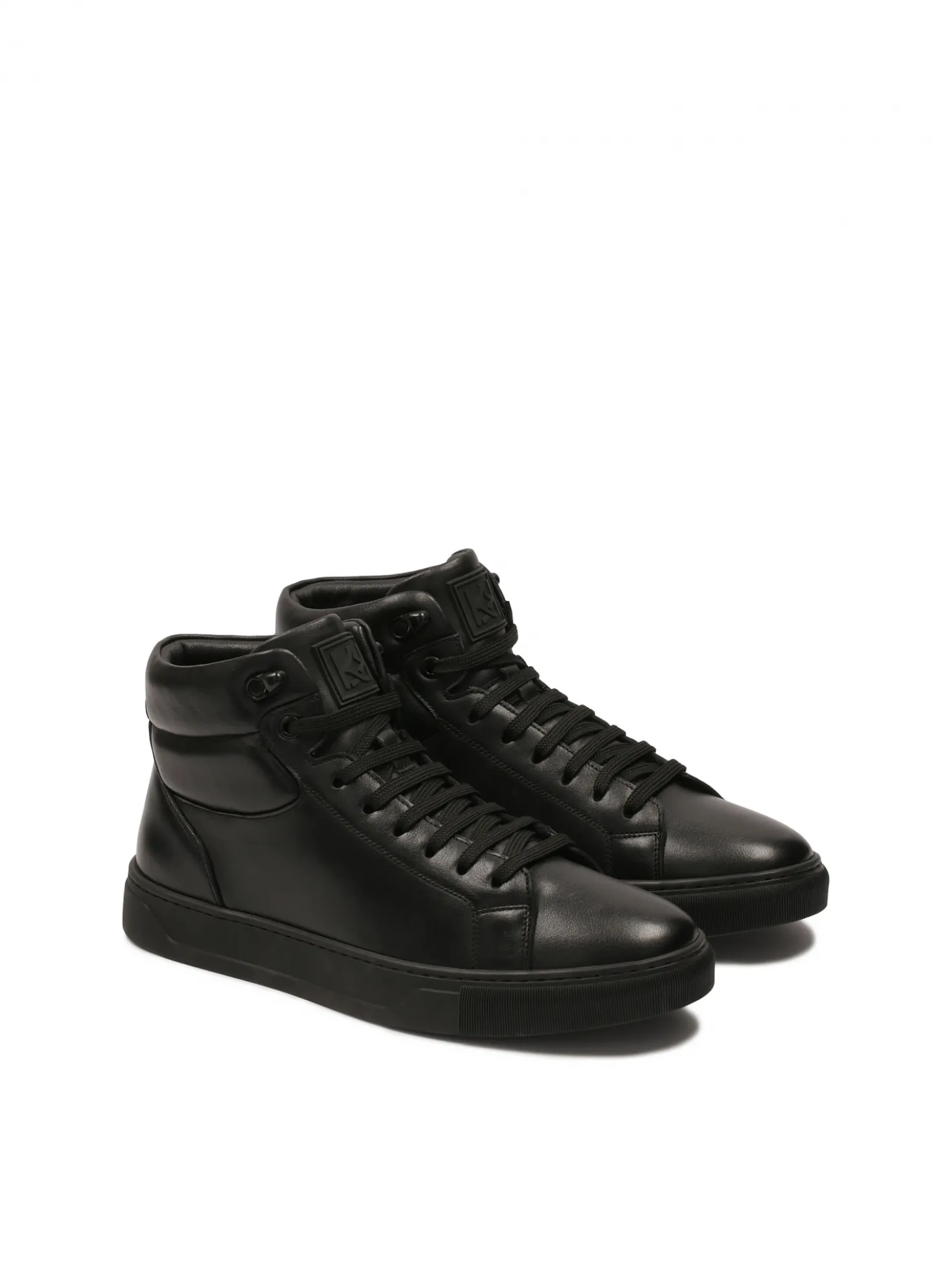 Wysokie sneakersy z naturalnej skóry w czarnym kolorze