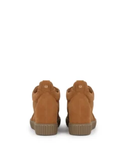 Zamszowe sneakersy z ukrytym koturnem
