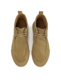 Zamszowe sneakersy z wyższą cholewką