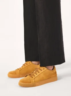 Zamszowe sznurowane sneakersy z wypustkami