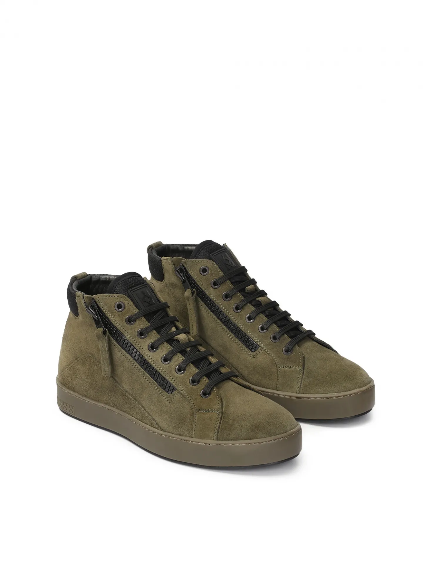 Zielone sneakersy z zamszu